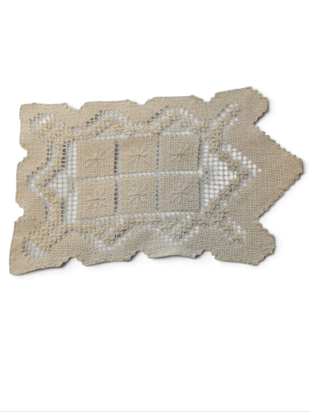 VINTAGE Crochet Lace Table Runner Doily Rectangle Neutral Home Dining Accent 9x6